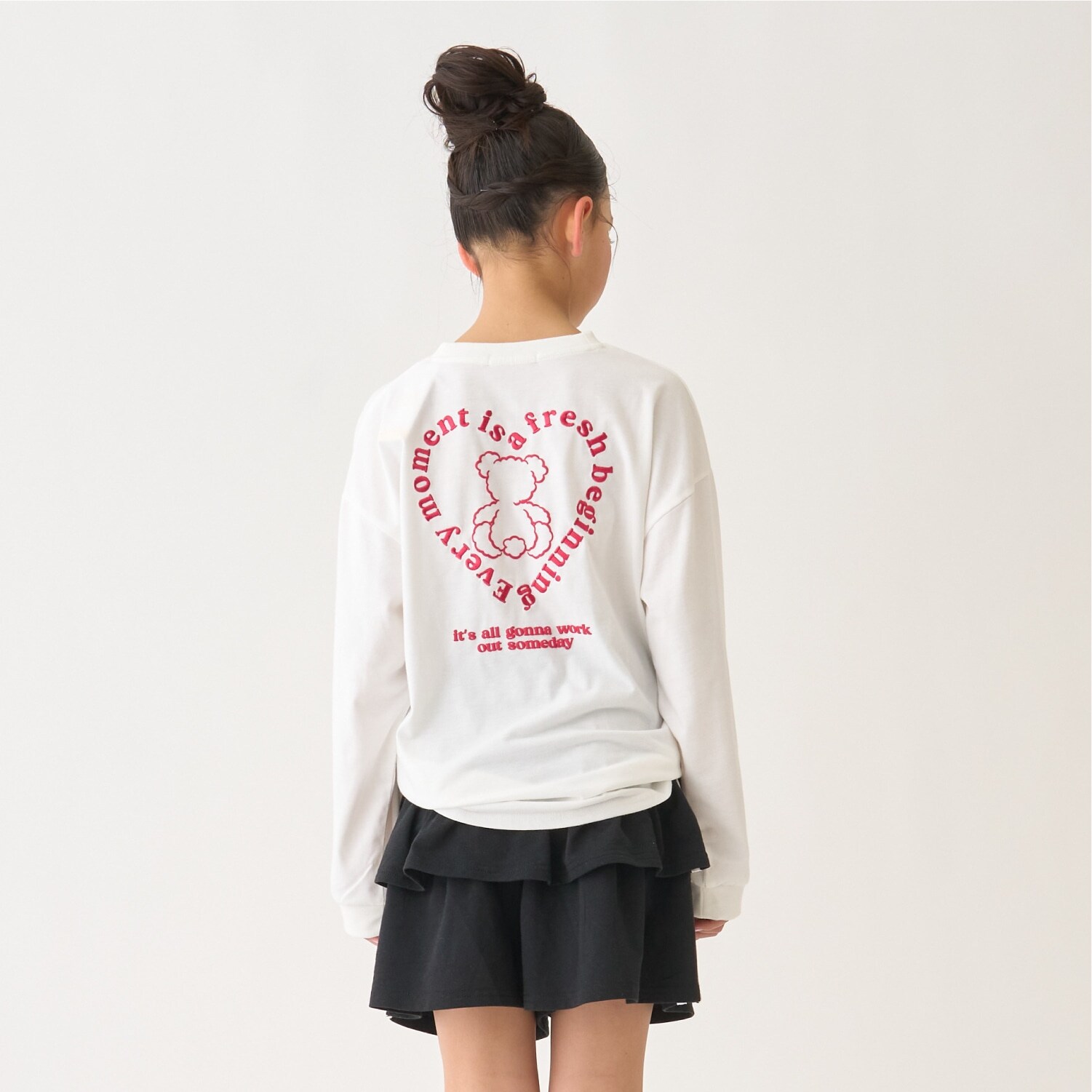 バックイラスト長袖Tシャツ