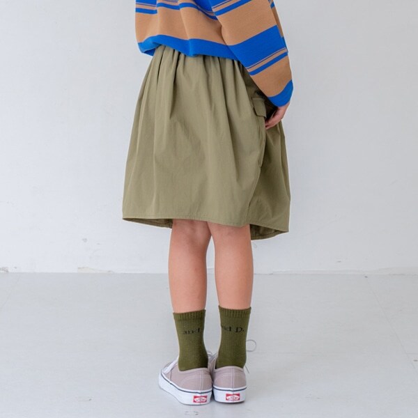 ナイロンカーゴスカート