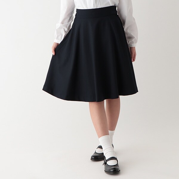 ＊フレアスカート