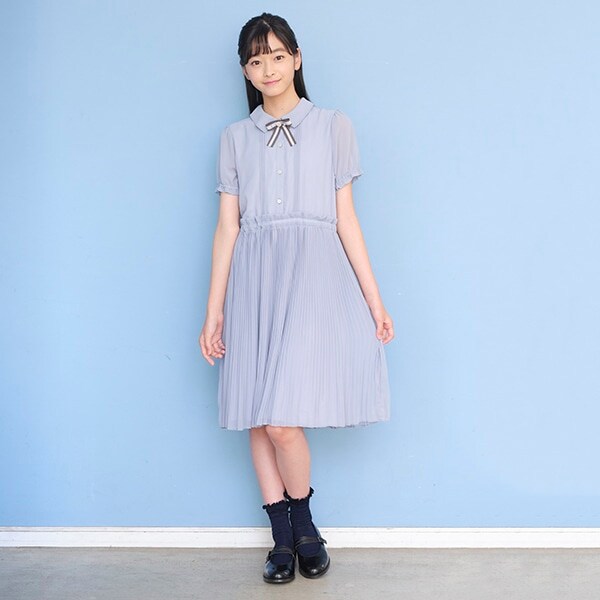 ＊衿つきプリーツワンピース