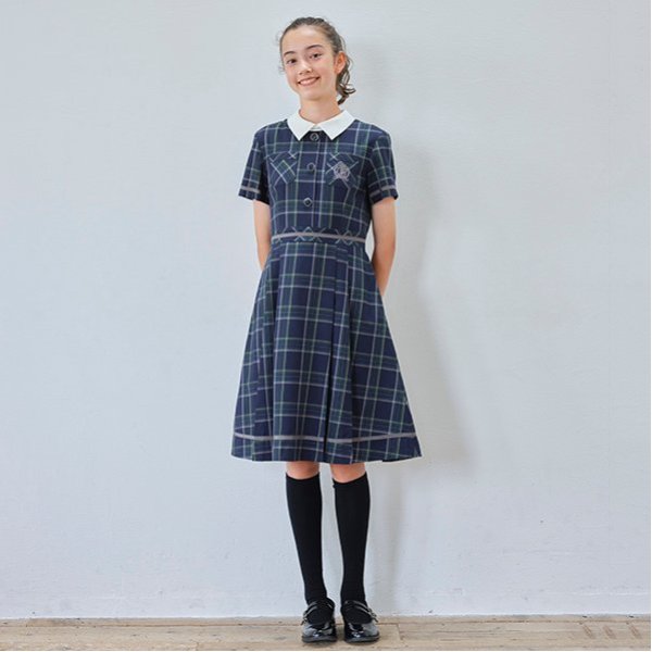 *半袖衿付きワンピース