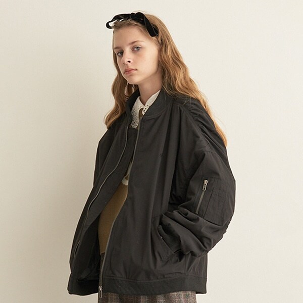 【AMI】中綿ギャザーMA‐1ブルゾン