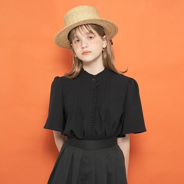 【AMI】スタンドフリル半袖ブラウス
