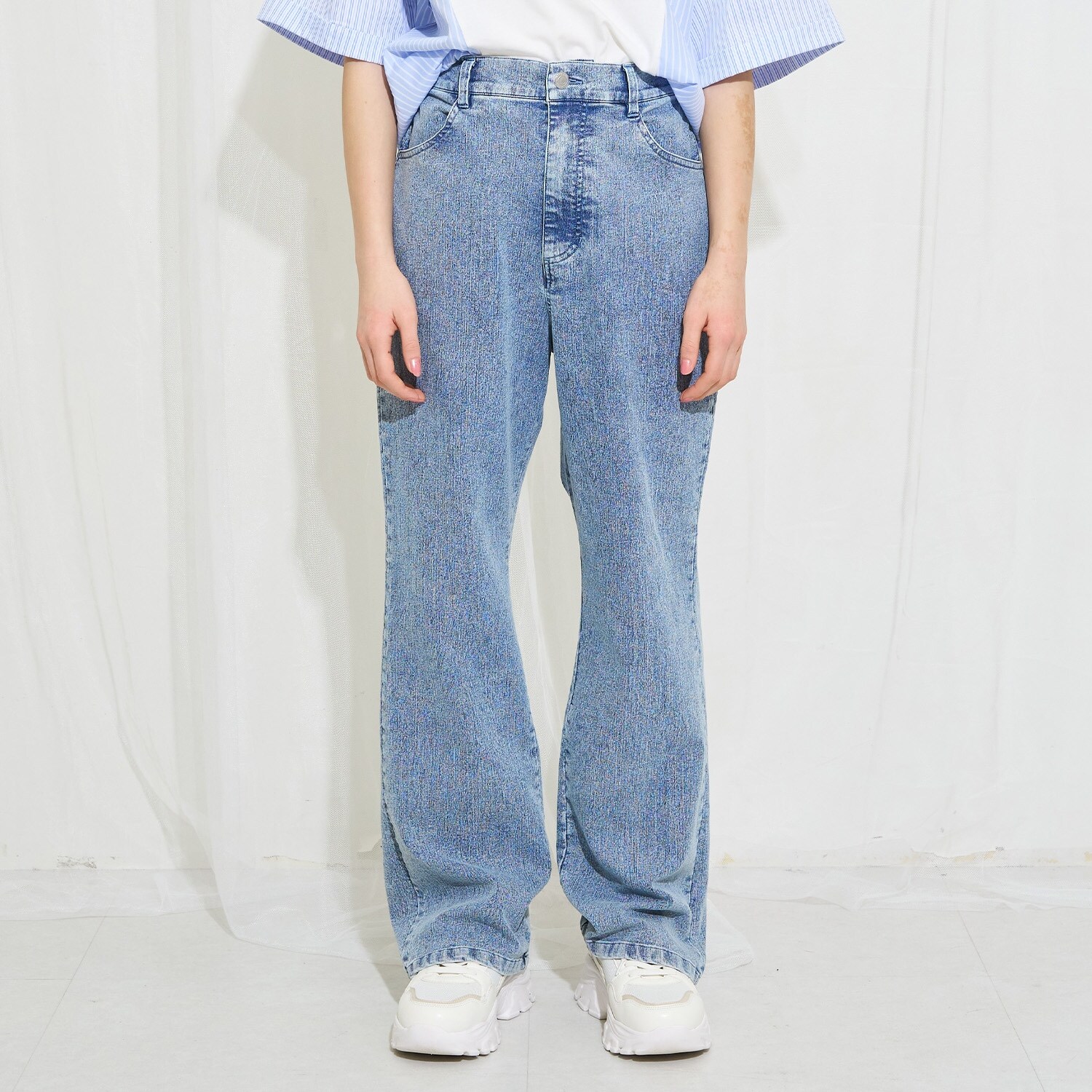 【AMI】ストレッチデニムフレアパンツ