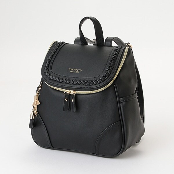 チャームつきバケツ型リュック