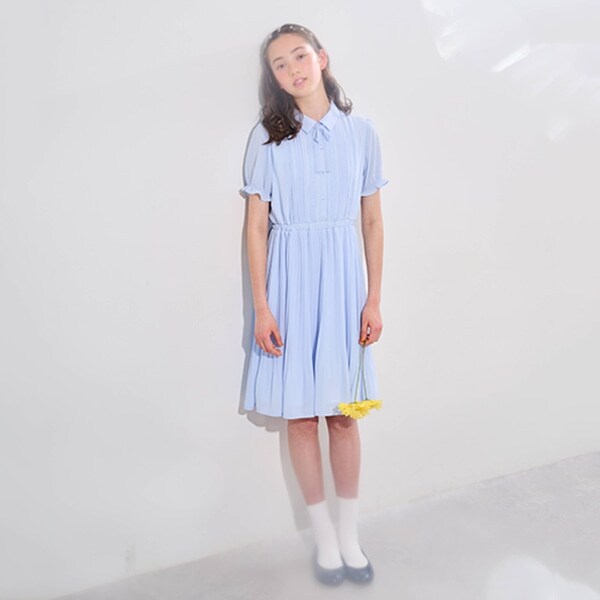 衿つきプリーツシフォンワンピース