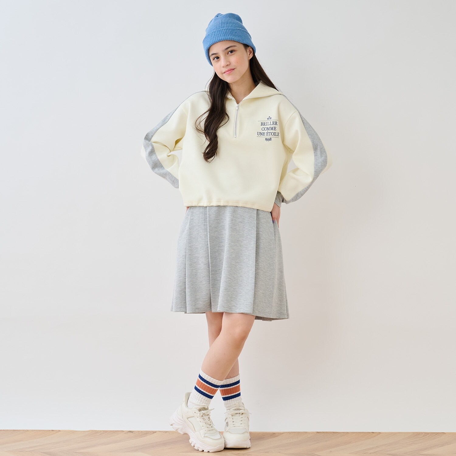 セーラーハーフジップ×スカートセットアップ