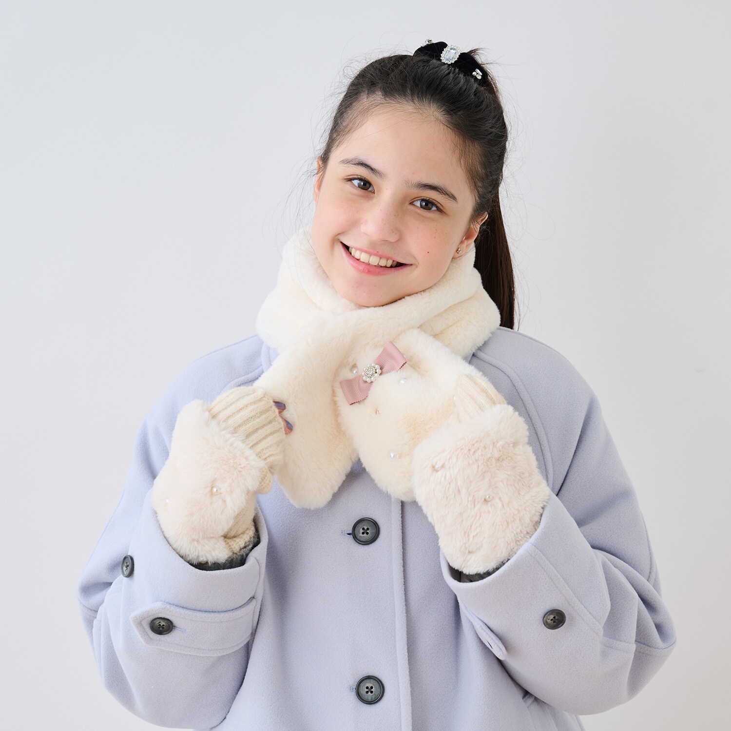 パールつきフェイクファーティペット