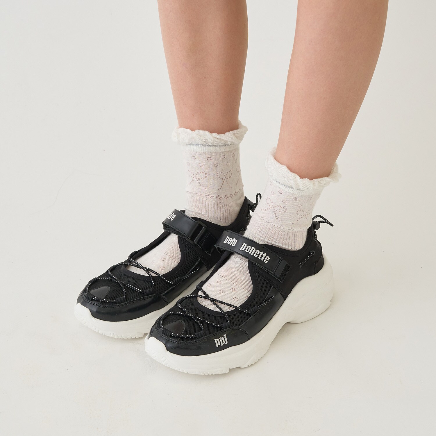 サンダルスニーカー