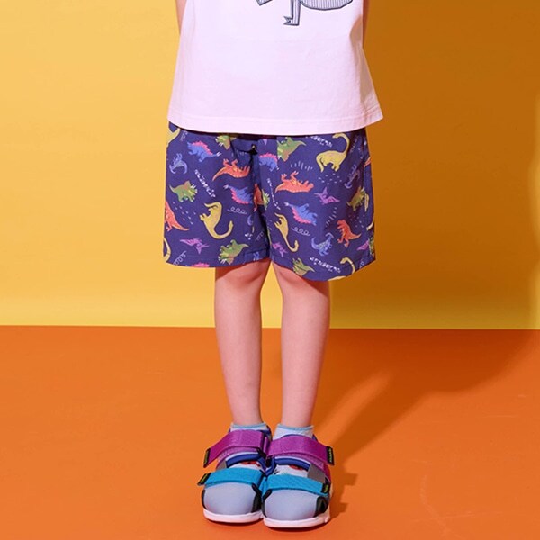 水陸両用恐竜総柄5分丈パンツ