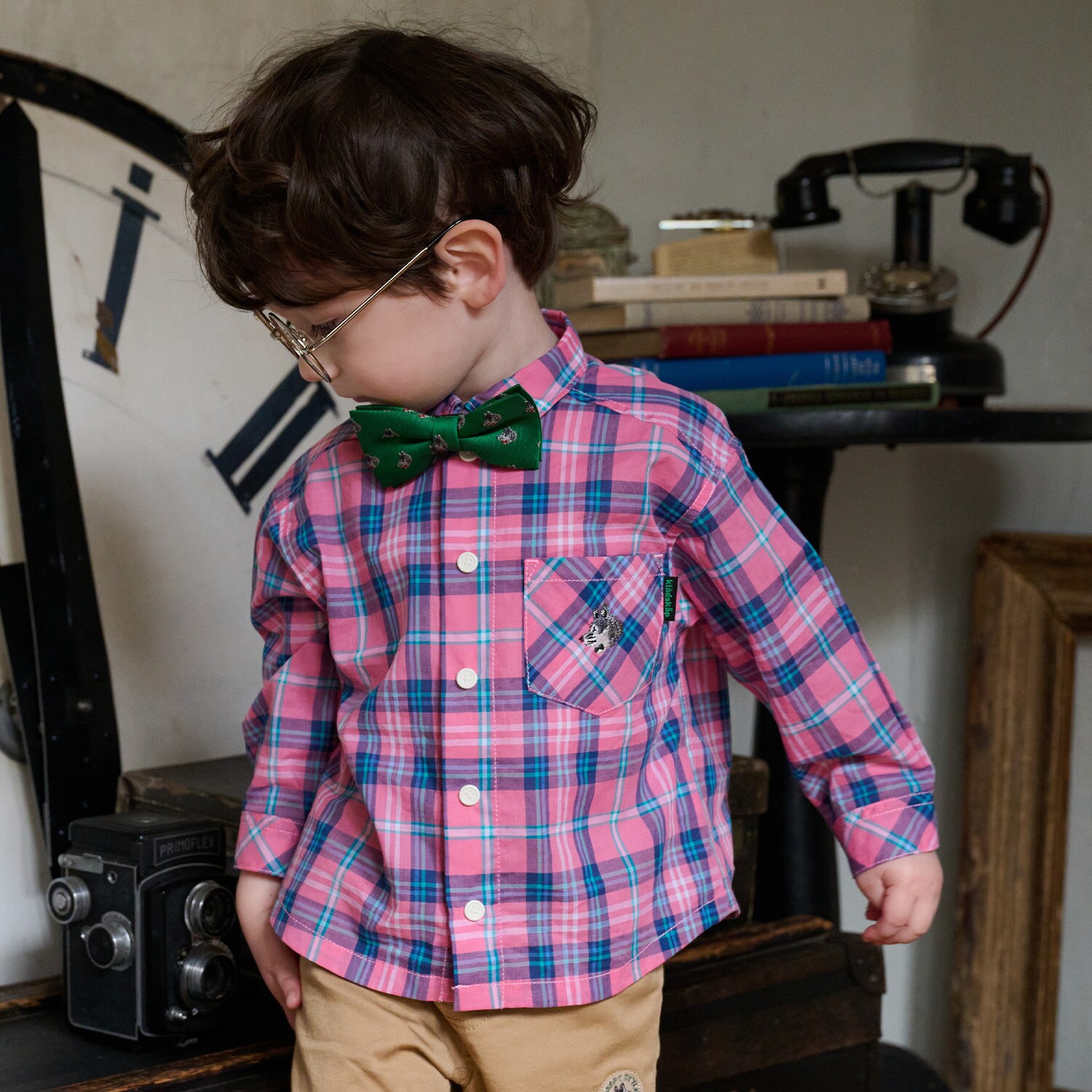 オオカミ刺しゅうチェック長袖シャツ