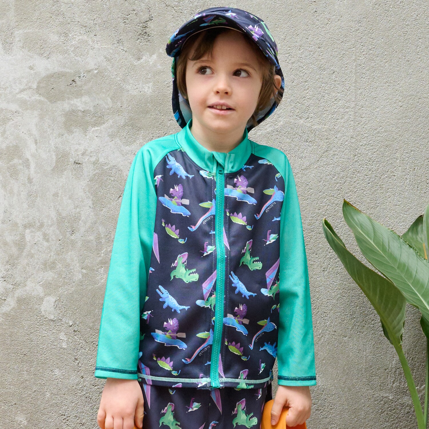 恐竜柄長袖ラッシュガード