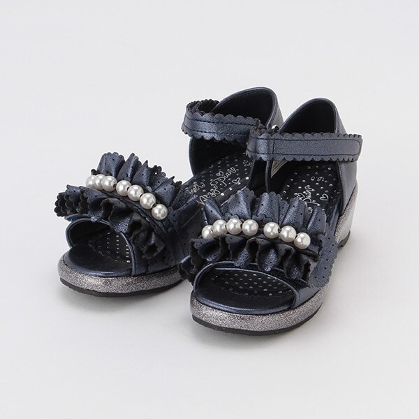 フェイクパールつきレーススカラップサンダル