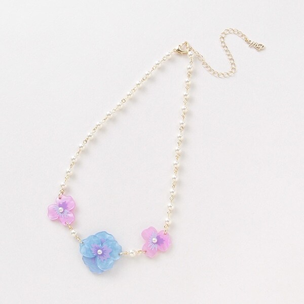 パンジーネックレス