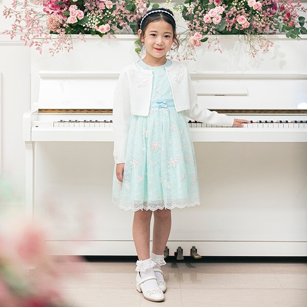 花刺繍チュールレース　ワンピース