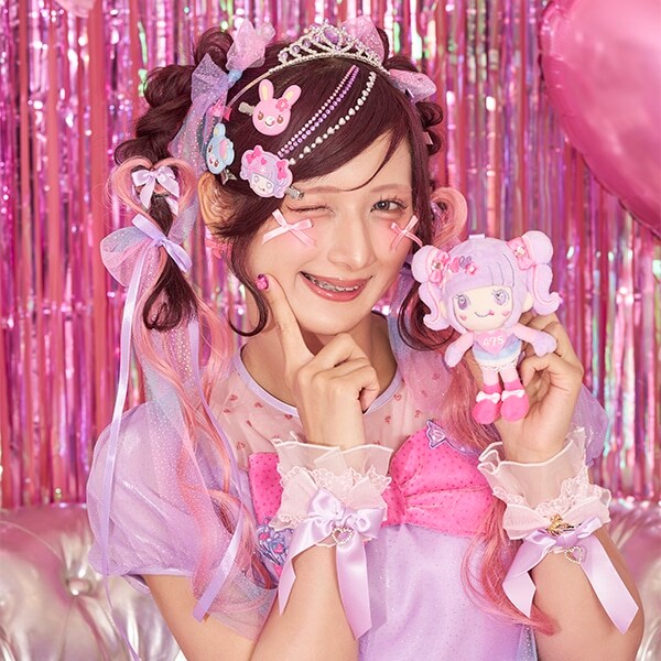 【しなこちゃん】ぬいぐるみチャーム