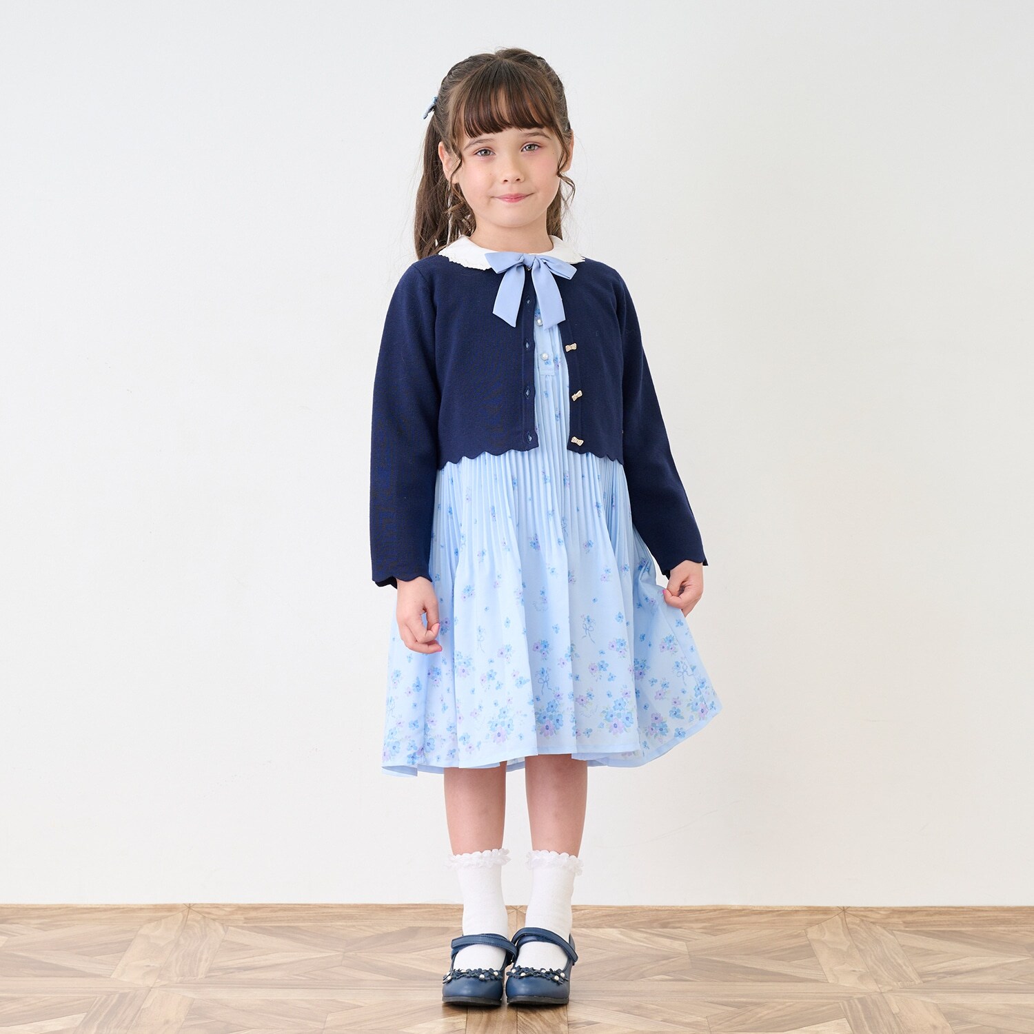 衿つき　花柄プリーツワンピース