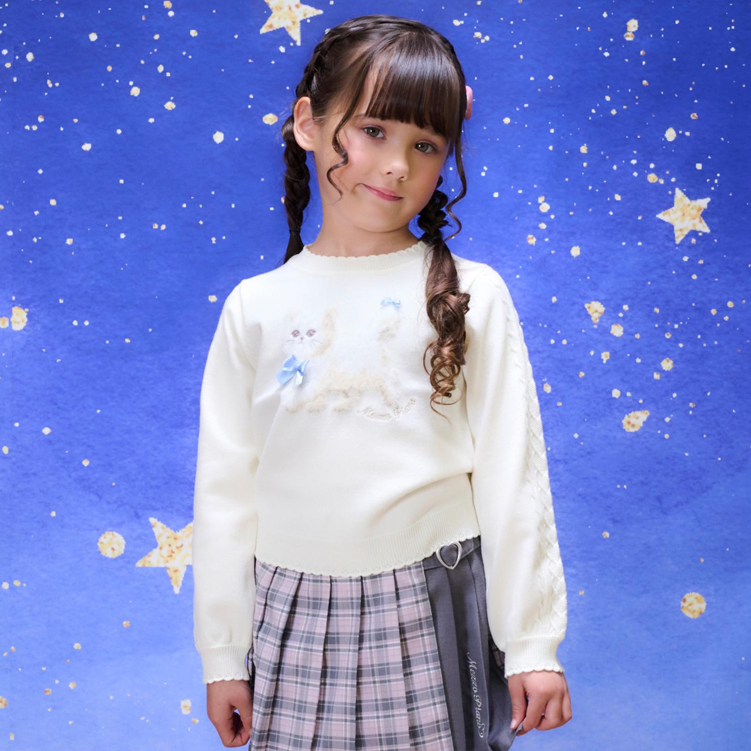 もふもふネコ　ニットプルオーバー