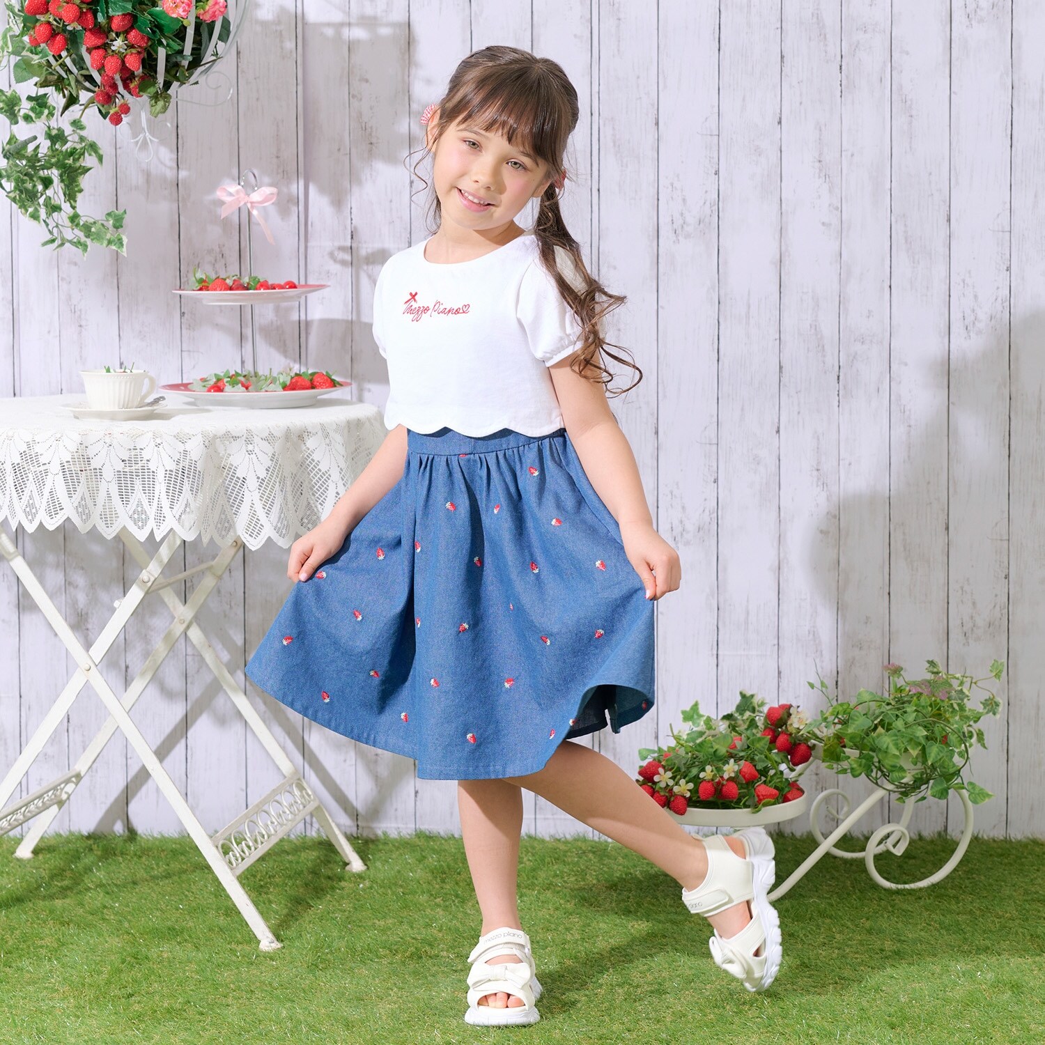 裾スカラップ半袖Tシャツ＆イチゴキャミワンピースセット