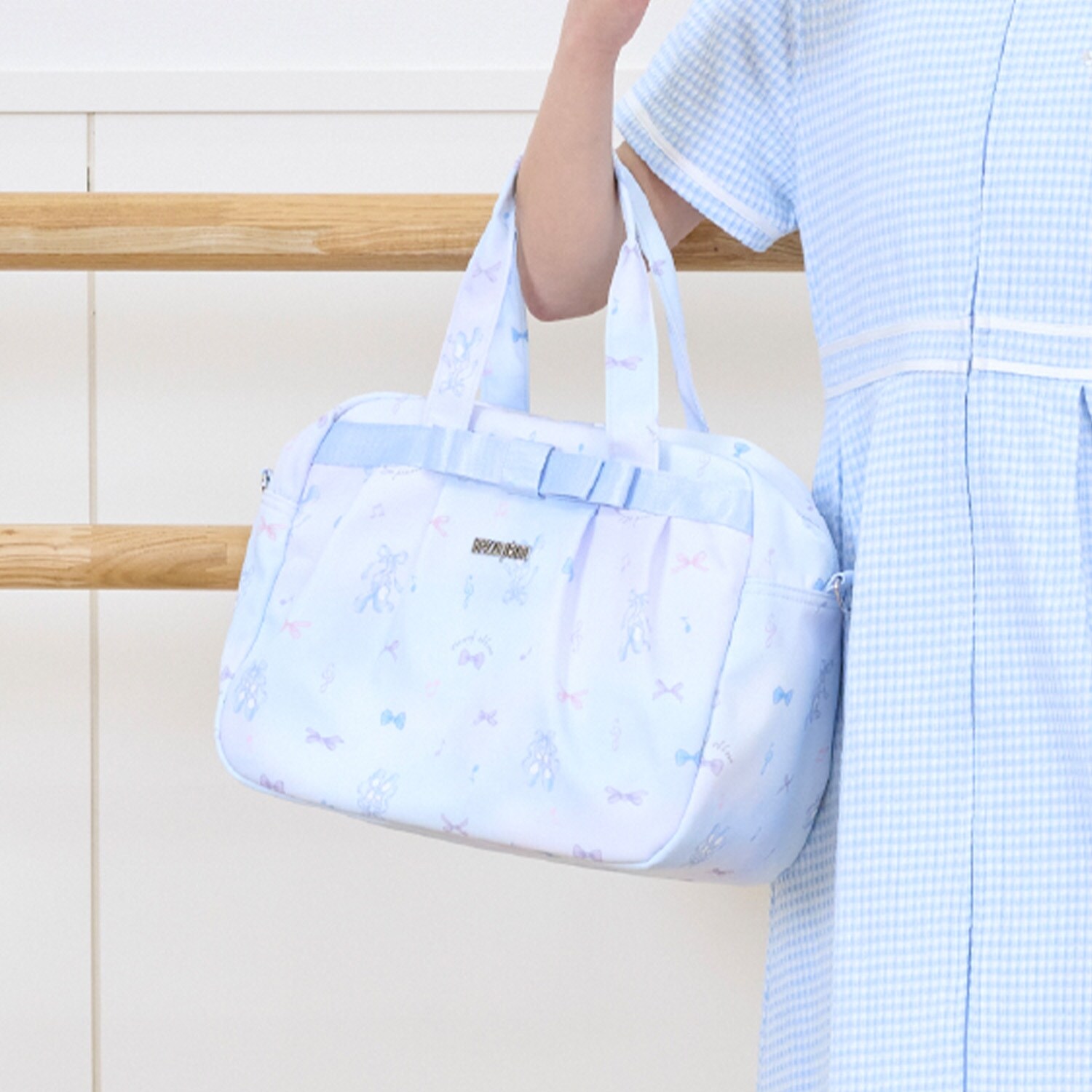 【バレエ】バレエ柄　ボストンバッグ容量約13L
