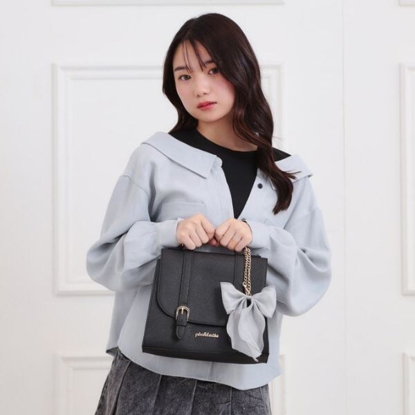 ガーリーサッチェル