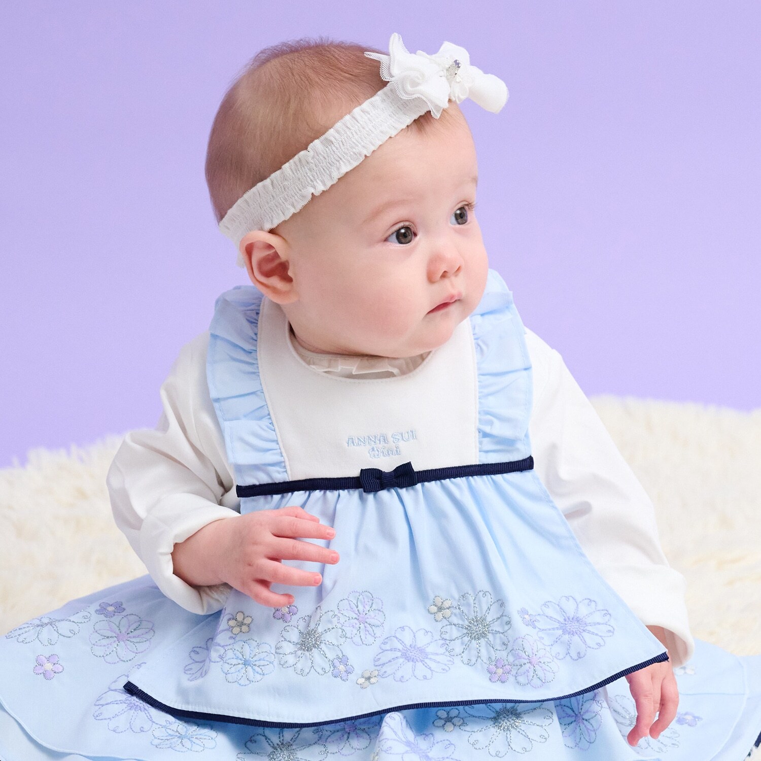 お花刺しゅうスタイ