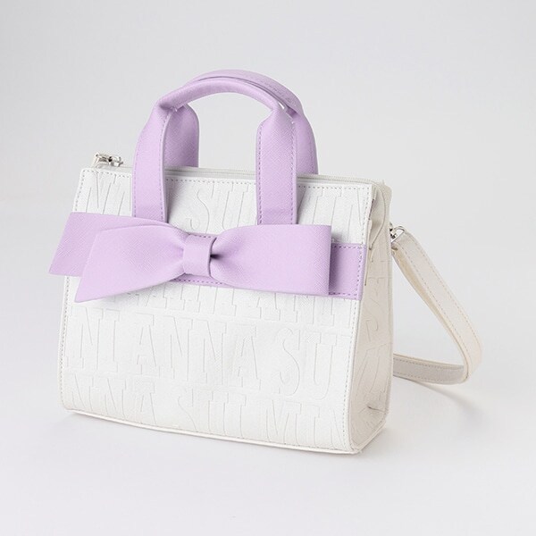 型押しハンドバッグ