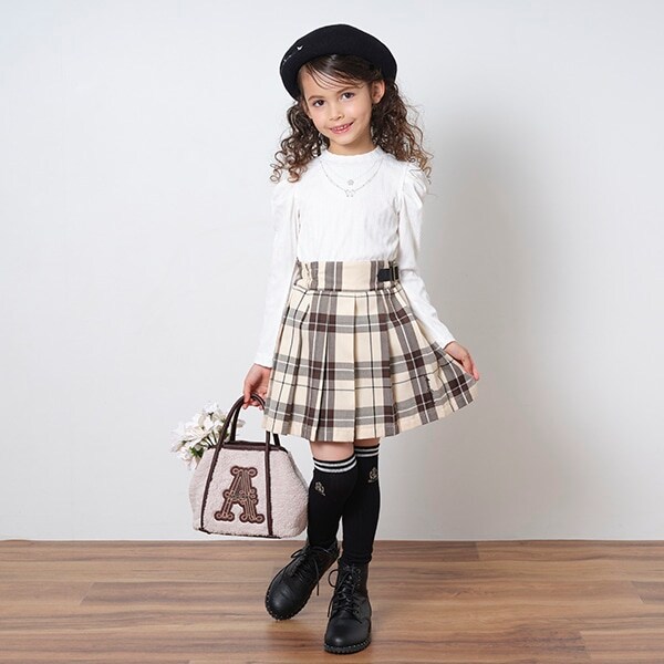 チェックスカパン