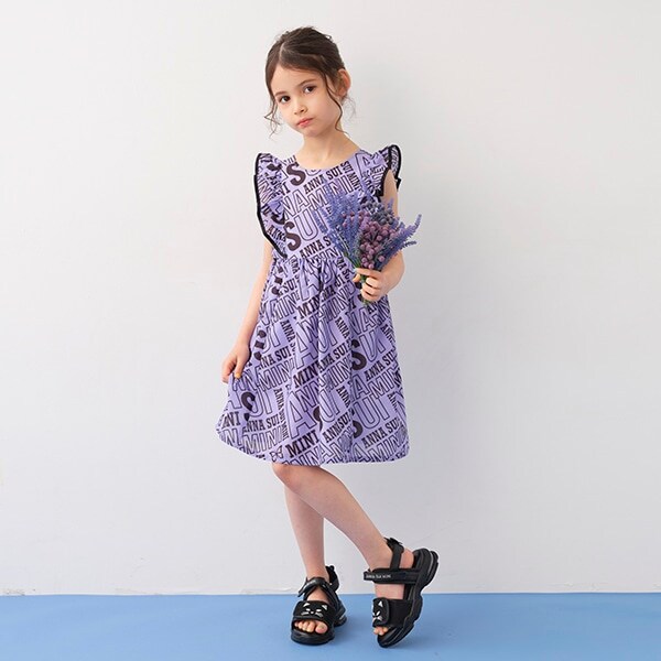 ロゴ総柄ワンピース