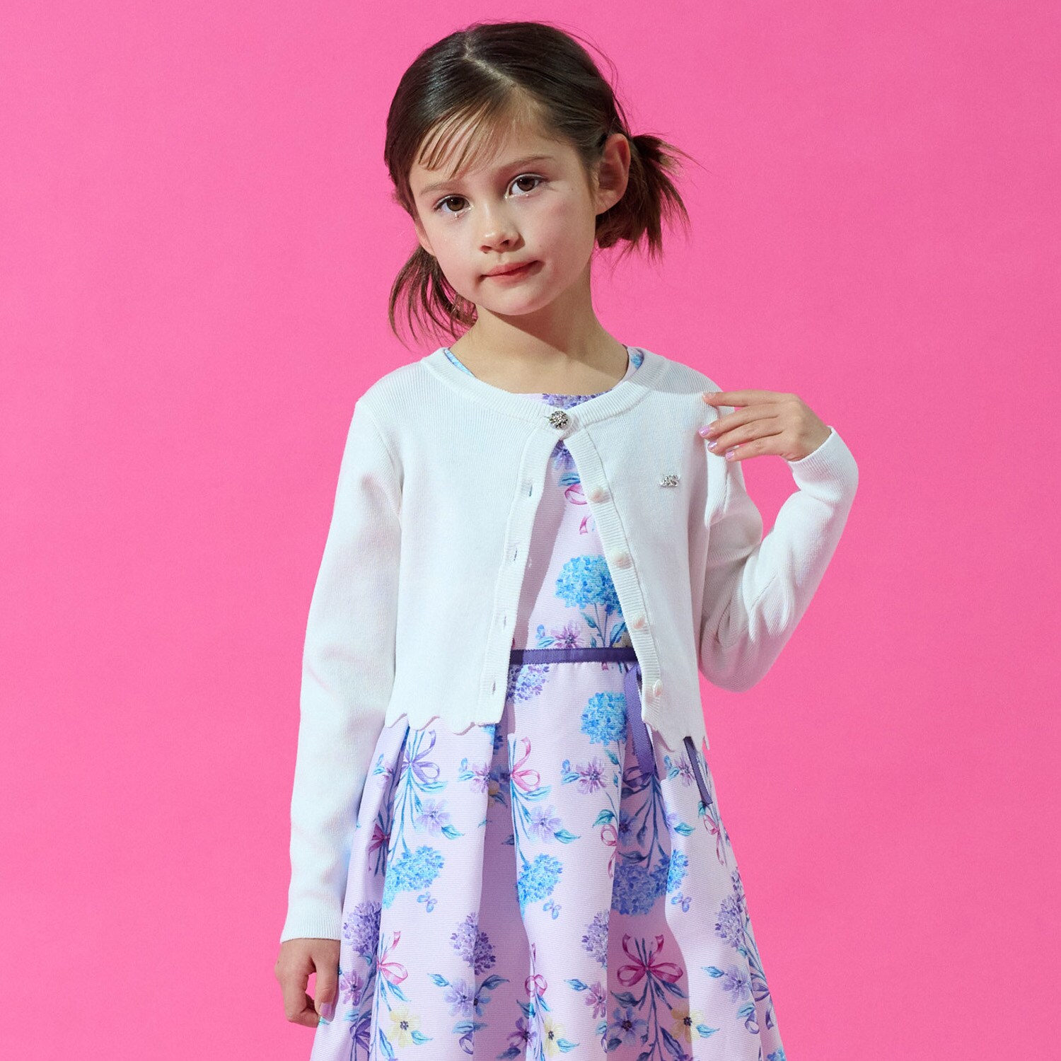 名品シルク混スカラップカーディガン