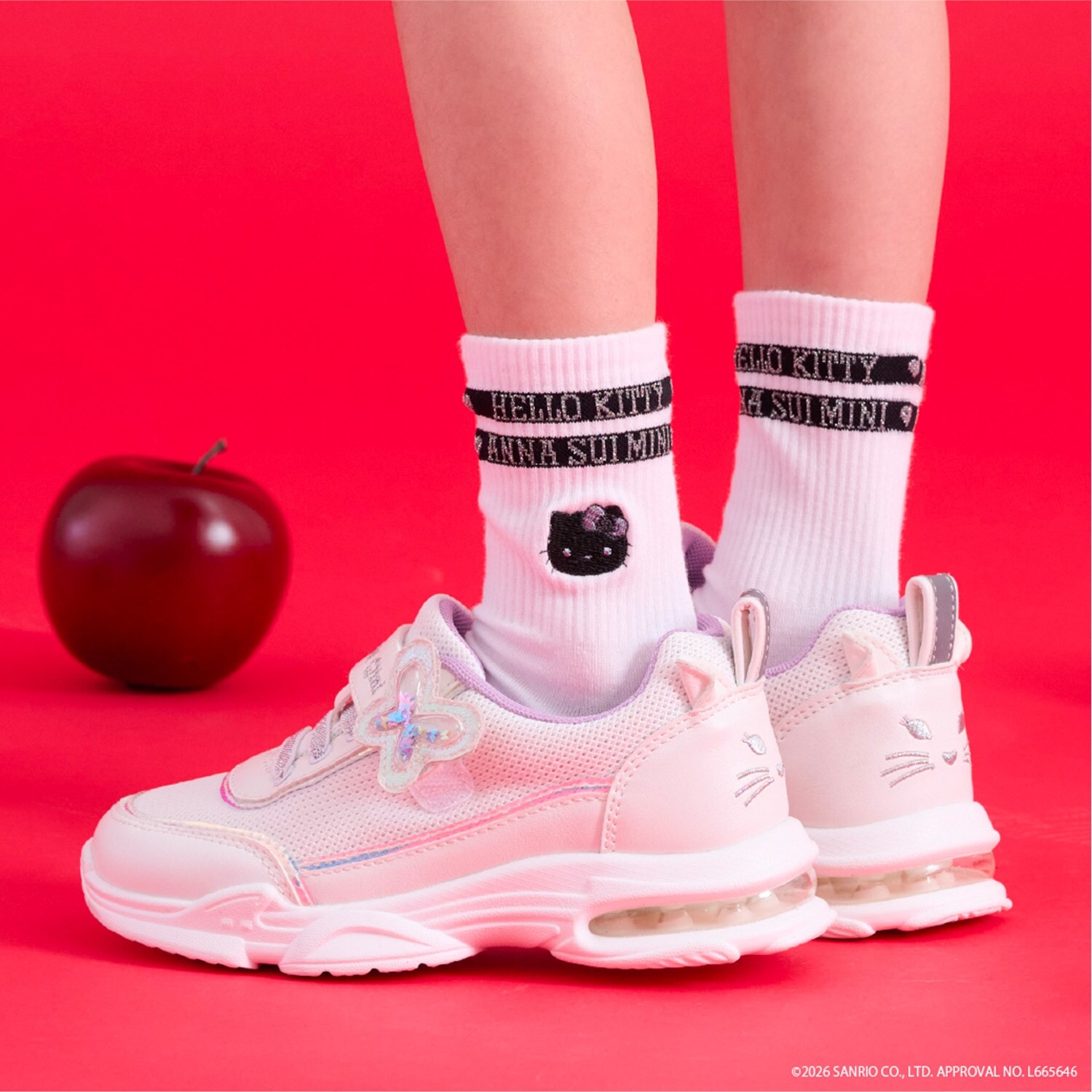 【HELLO KITTY】ラインクルーソックス