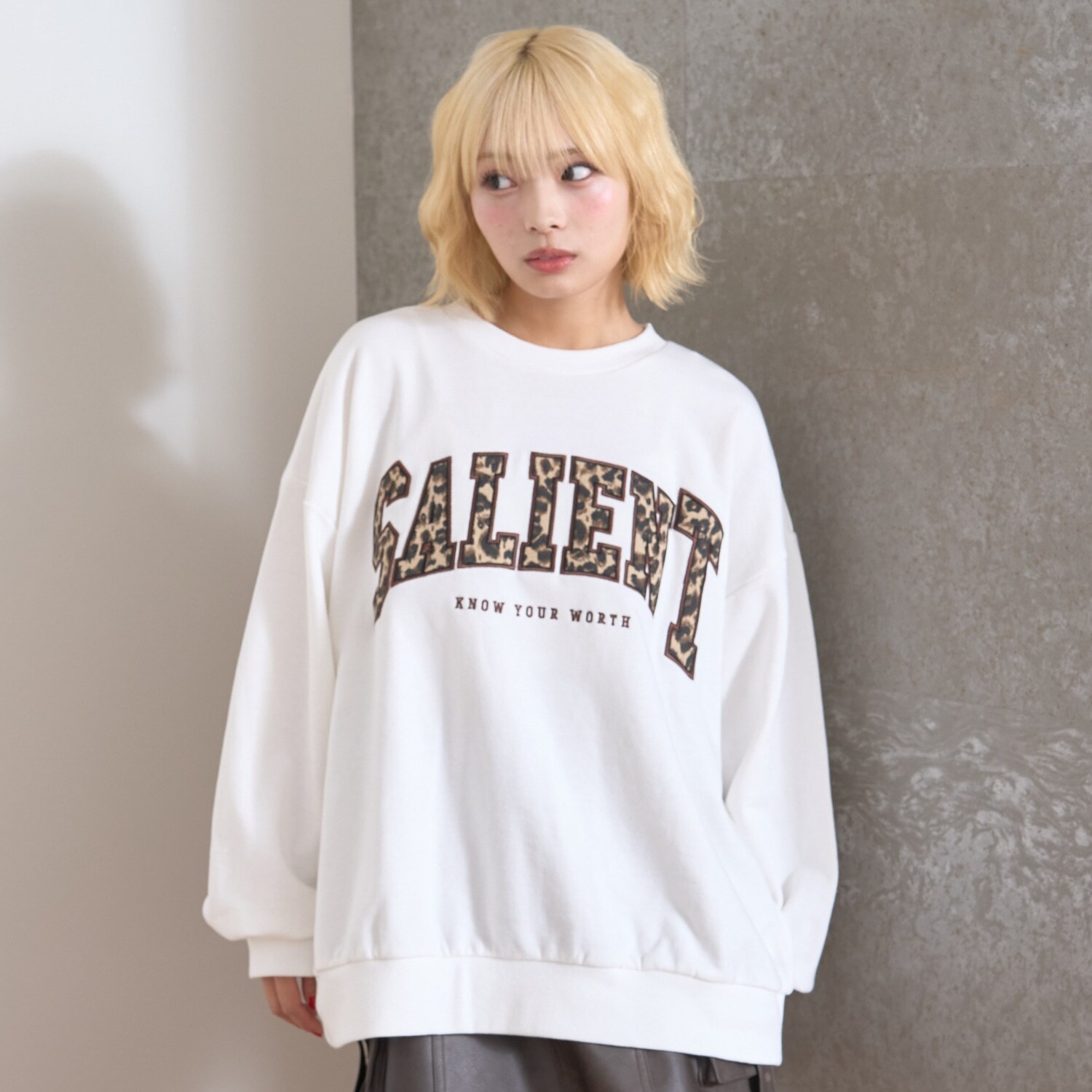 【LTXC】柄ロゴアップリケルーズスウェット