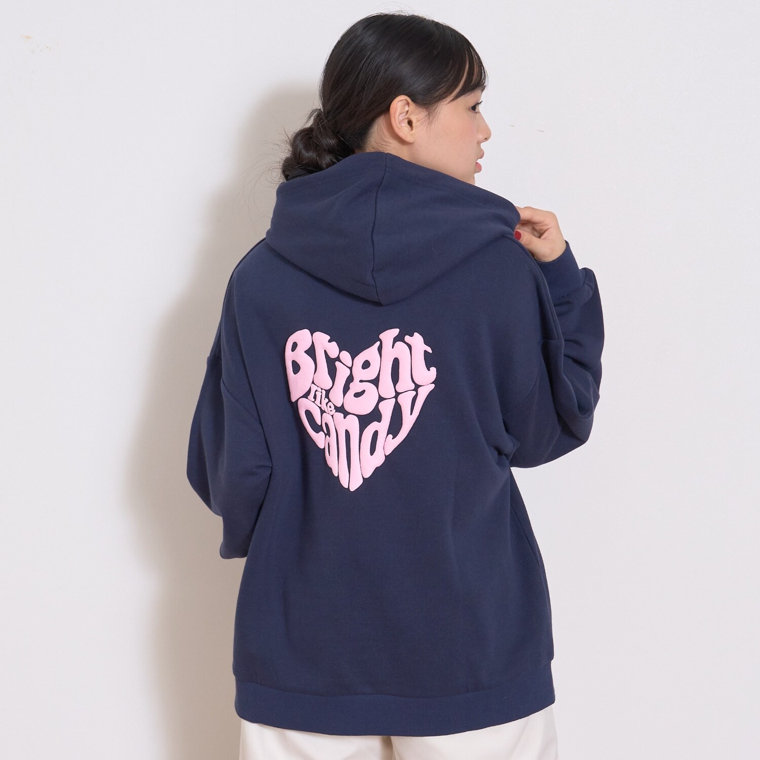 【秒かわトップス】【LTXC】ハート発泡パーカ