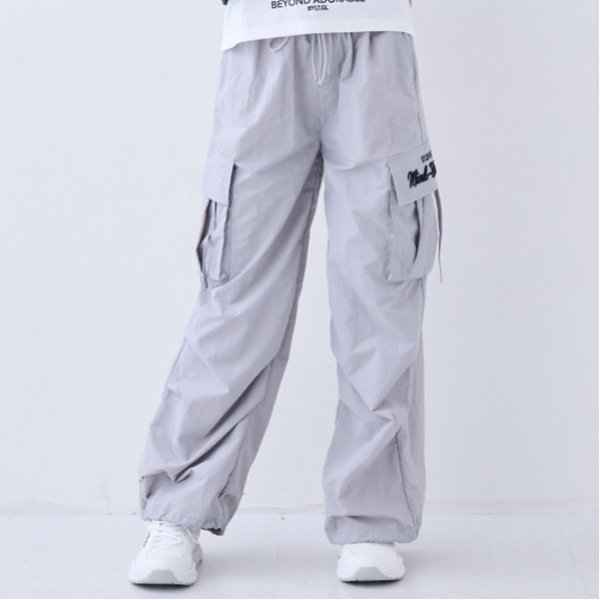 カーゴパラシュートパンツ