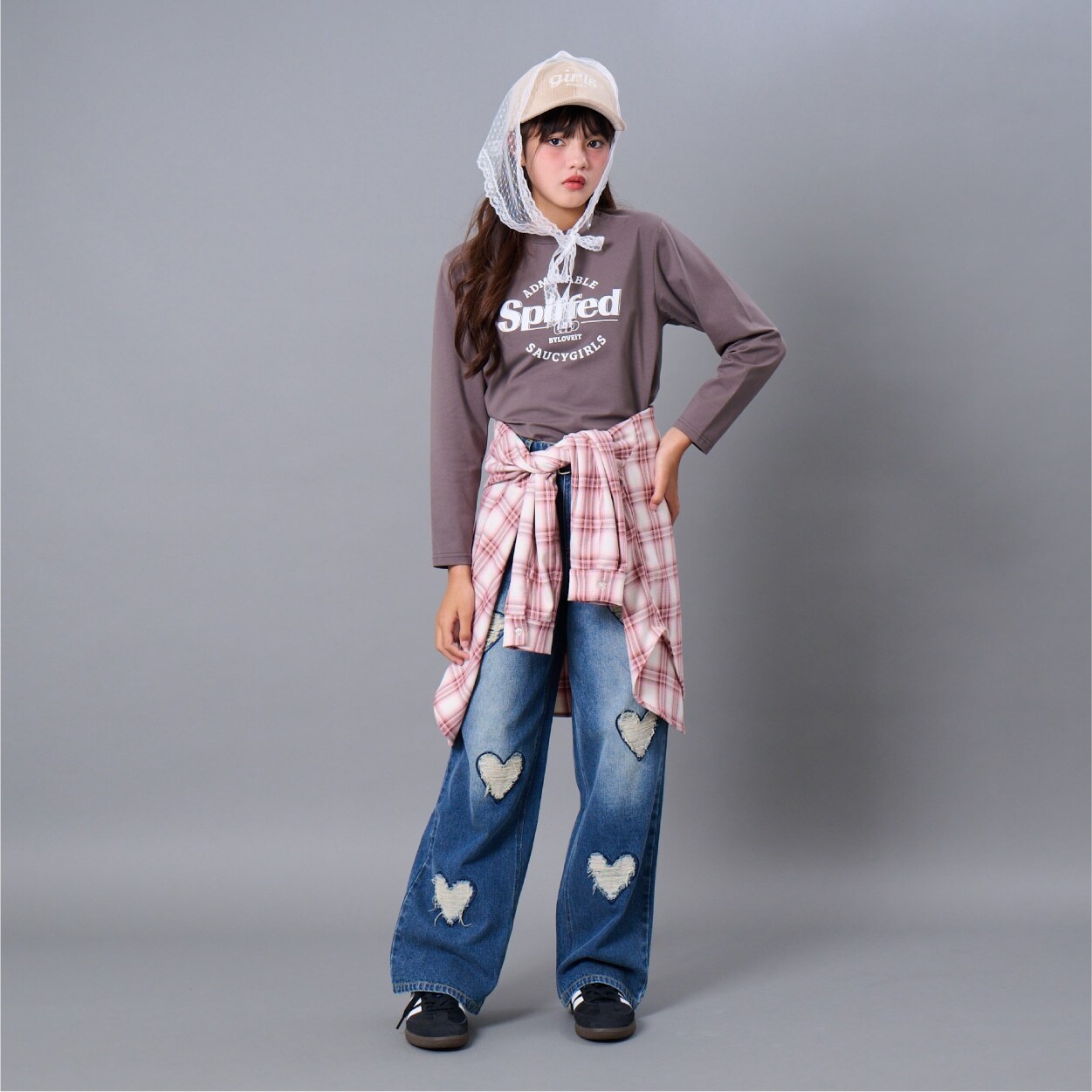 長袖ロゴTシャツ