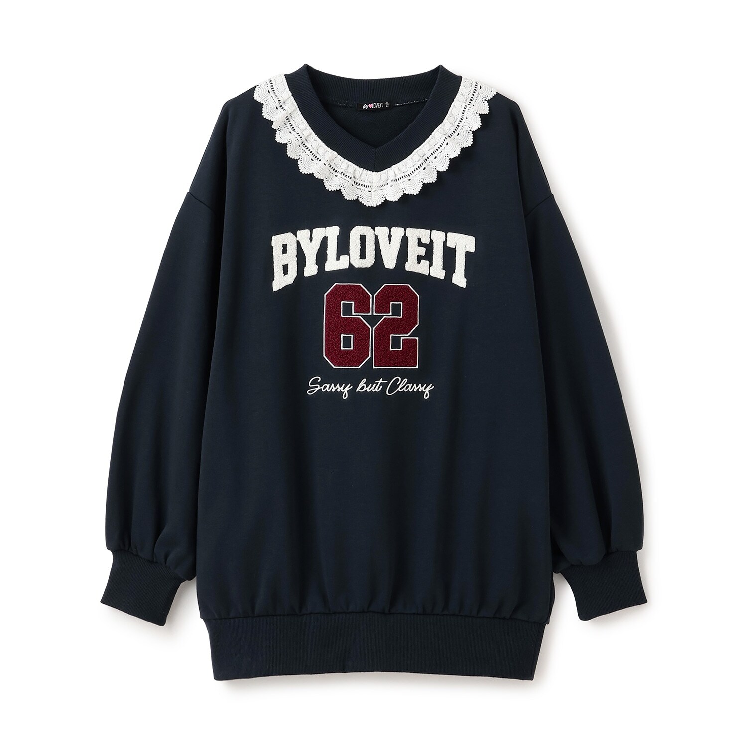 レースつきナンバリングプルオーバー