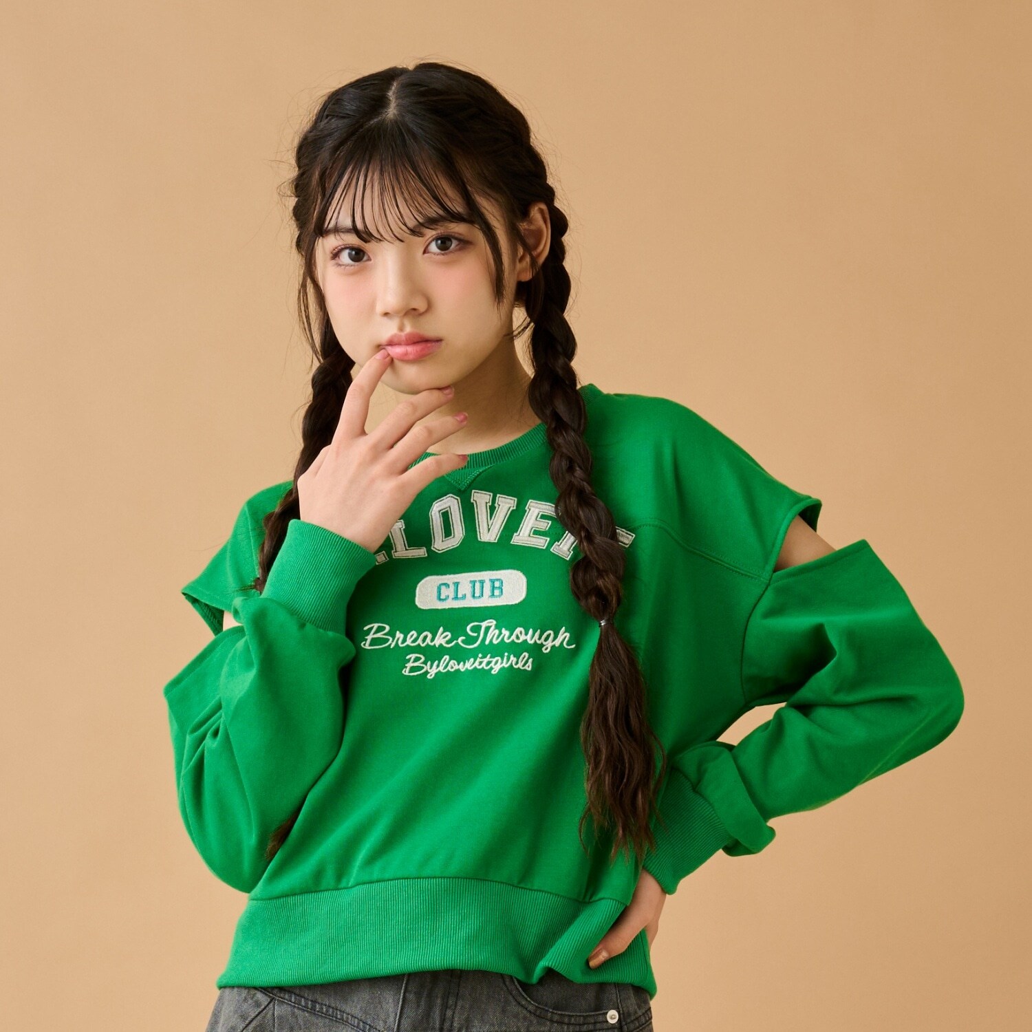 肩スリットプルオーバー