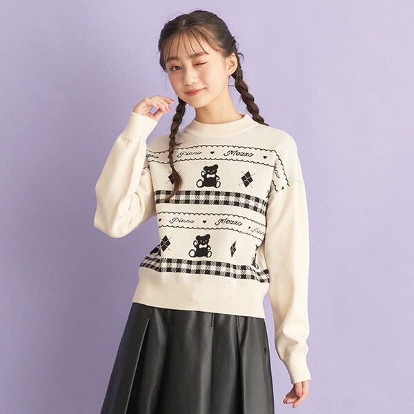 くま柄ニット