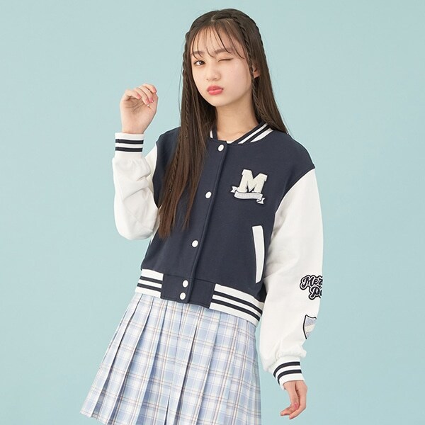 ショート丈スタジャン