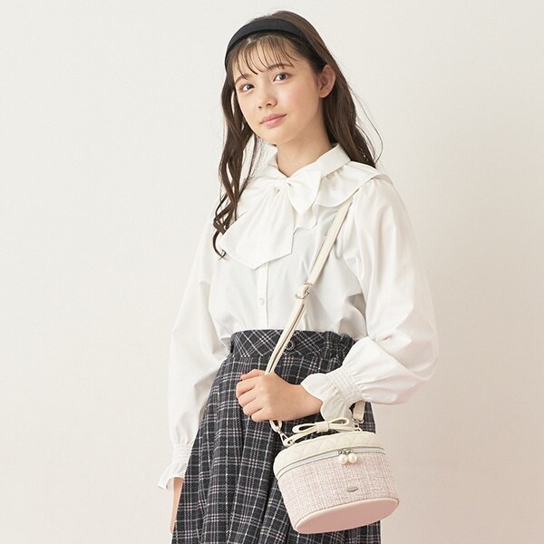 マルチWAYケープつきボウタイブラウス