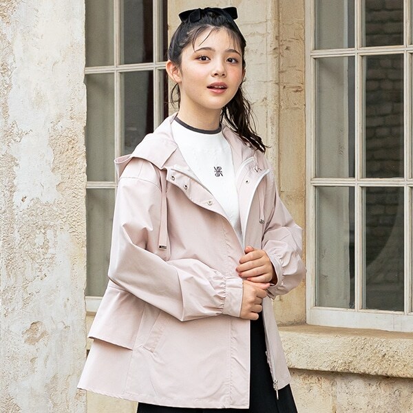 ふわふわフリースパーカつきフリルマウンテンパーカ