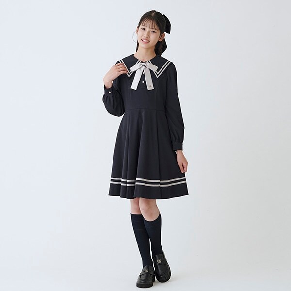 セーラーワンピース