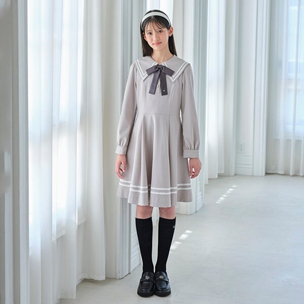 セーラーワンピース