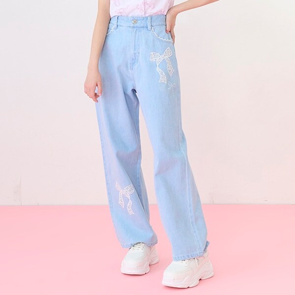 【ニコ☆プチ掲載】レースアップリケ美脚ルーズストレートデニムパンツ