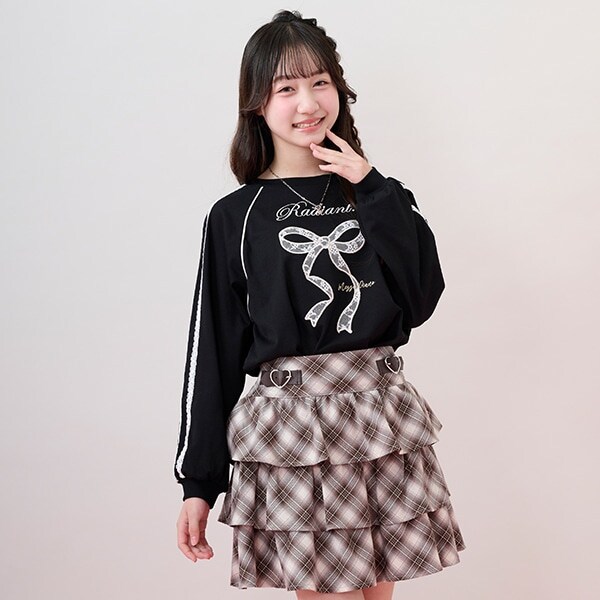 レースリボンアップリケ長袖Tシャツ