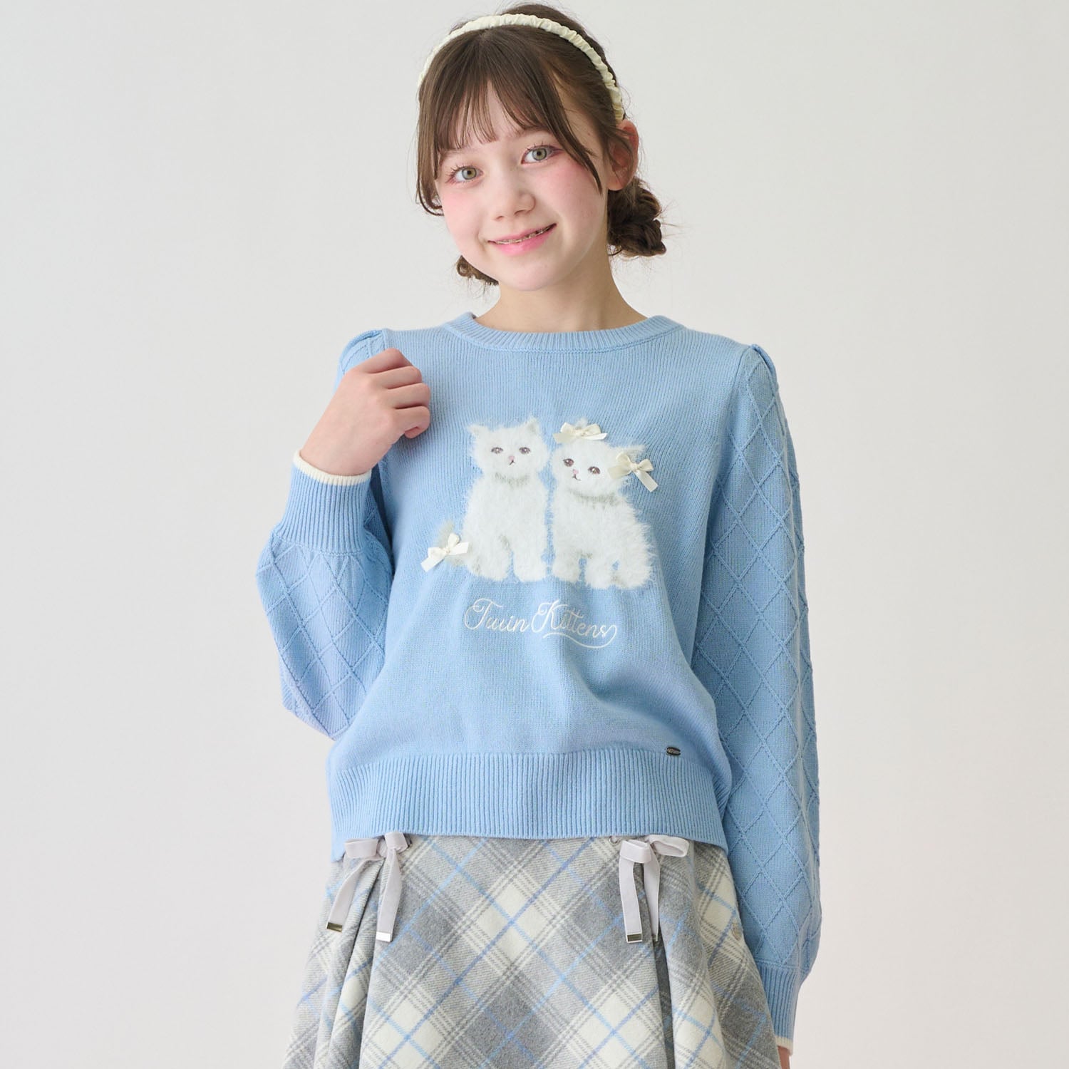 ツインねこニット