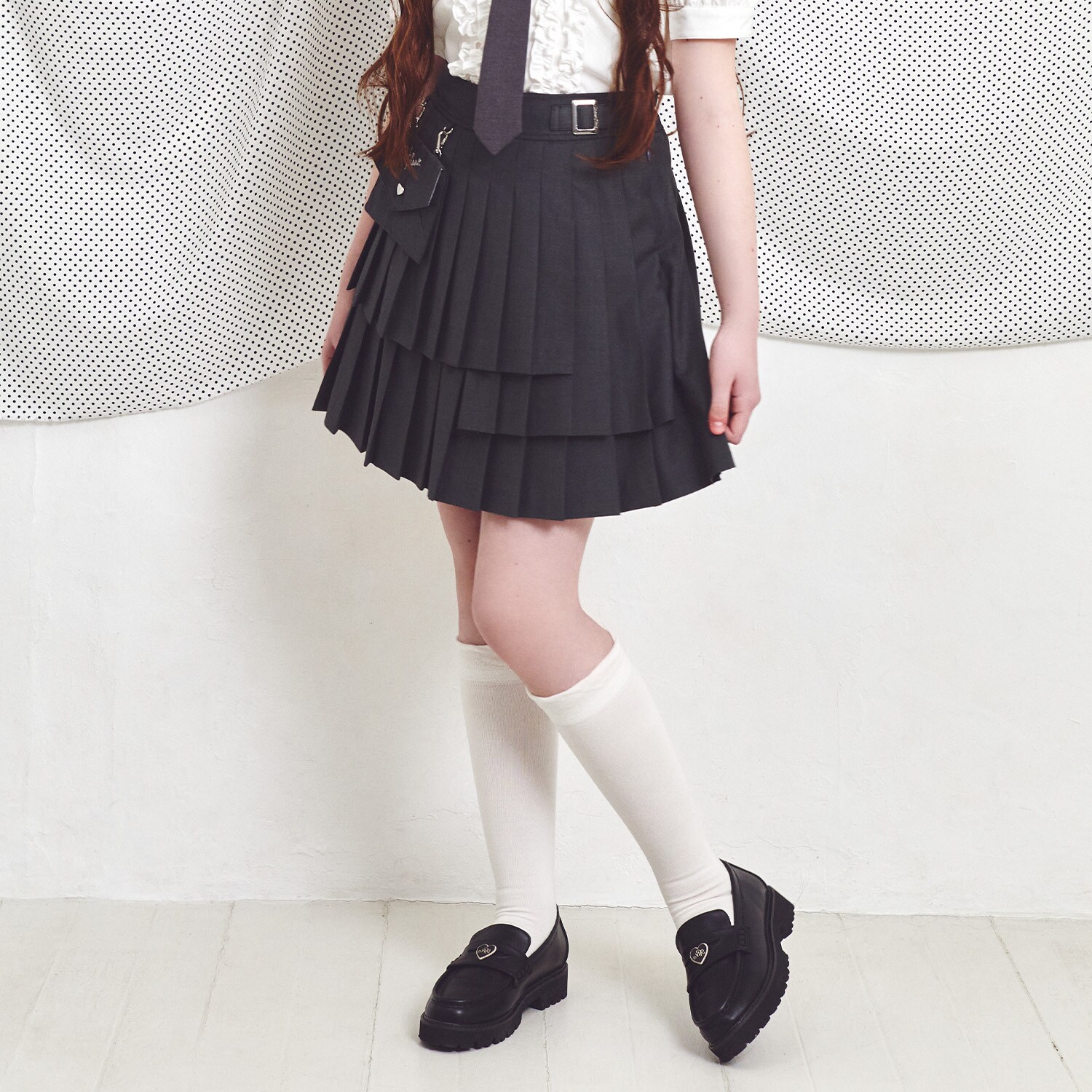 レターポーチつき3段プリーツスカパン