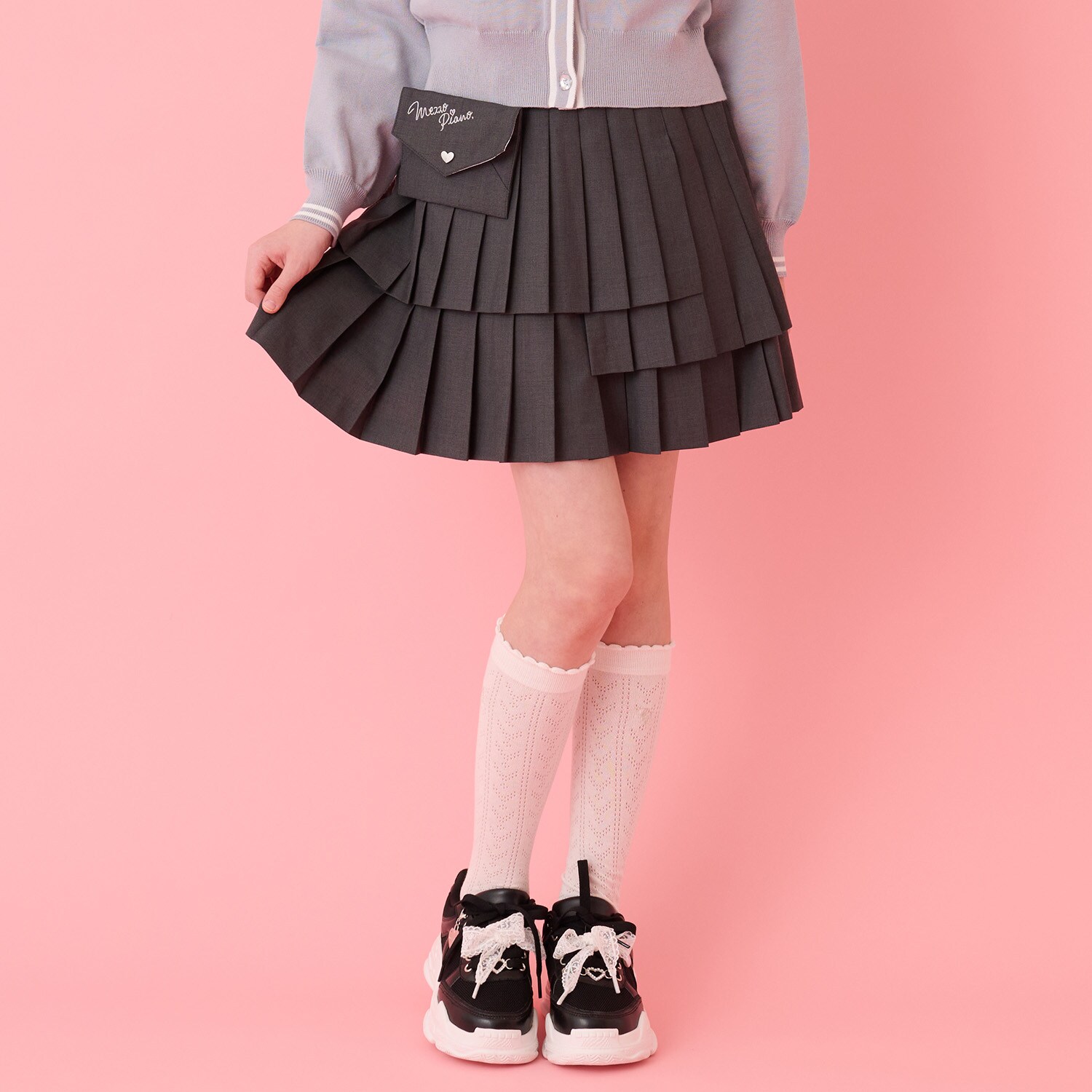 レターポーチつき3段プリーツスカパン