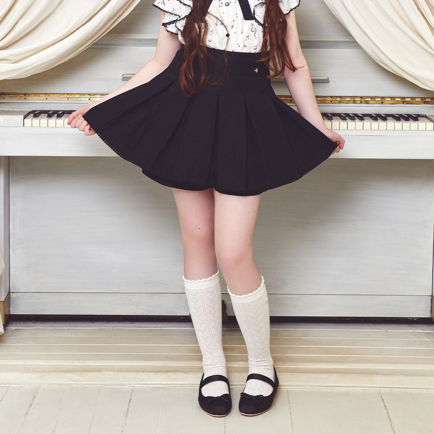 ラメツイードタックフレアショートパンツ♪