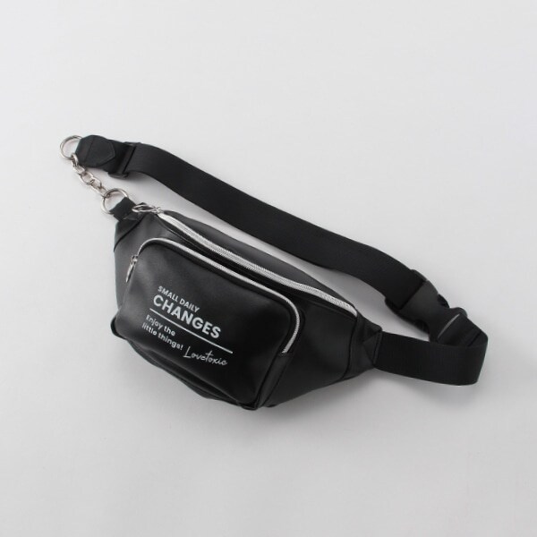 リングチェーンつき合皮ウエストバッグ